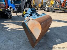 SCHAEFF TC125/Verstell/1033 Std/Power-Tilt Rotator