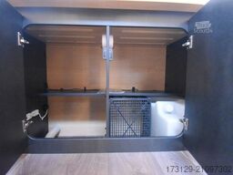 SUNLIGHT T 69 LC QUEENS&HUBBETT LUFTF. SAT+TV TRUMA E+C