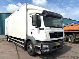 MAN TGM 18.250 BL WITH PLYWOOD CLOSED BOX AND LOADI...