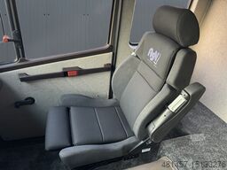 Mercedes-Benz 1120