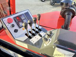 Combilift C3000CB GAS TRIPLEX 4900 FREE-LIFT