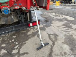 MERCEDES-BENZ 1424 Ölspurenbeseitigung und Straßenreiniger