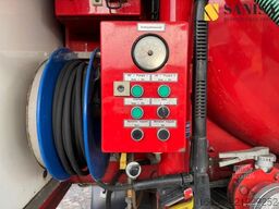 MERCEDES-BENZ 1424 Ölspurenbeseitigung und Straßenreiniger