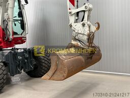 Takeuchi TB 295 W Powertilt