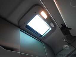 MAN TGX 28.480 6x2 / 2024 / Krone 18 EPAL