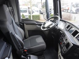 MAN TGX 26.400 / IGLOOCAR / Carrier Supra