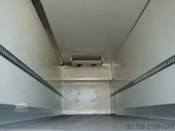 Mercedes-Benz Actros 2546 / Lecapitaine refrigerator