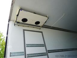 Mercedes-Benz Actros 2546 / Lecapitaine refrigerator