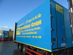 Schmitz Cargobull 2 AXLE + CARRIER + DHOLLANDIA LOADLIFT