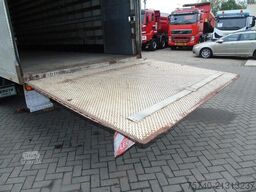 Volvo FL 240 + 12t + euro 5 + lift