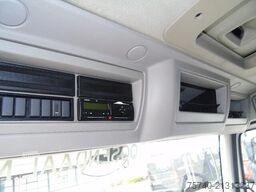 Volvo FL 240 + 12t + euro 5 + lift
