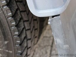 MAN TGL 8.220 + MANUAL + EURO 6 + LIFT