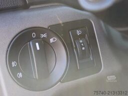 MAN TGL 8.220 + MANUAL + EURO 6 + LIFT