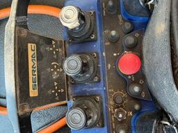 MERCEDES-BENZ AROCS 4445 8x4 EURO6 Betonpumpe SERMAC 5RZ46