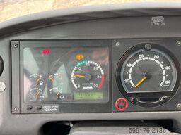 Scania 114B4X2