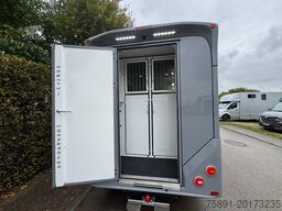 Renault 3 Schlafplätze 5 Sitzplätze Dickenherr