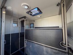 MAN TGE Pferdetransporter Automatik 180PS