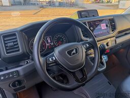 MAN TGE Pferdetransporter Automatik 180PS