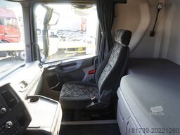 SCANIA R650 V8 8 × 4 /4 / 2020 / Curtainsider