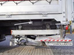Mercedes-Benz Actros 1835 E6 4×2 / Curtainsider 21 pal