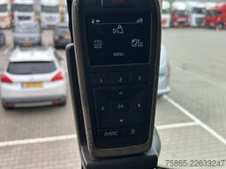 Volvo FH 500 Globetrotter 8x2 Tridem / VDL Hook 25 To...