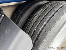  18 k  18 t Tandemkipper- Tieflader, BreitbereiftWenig Benutzt