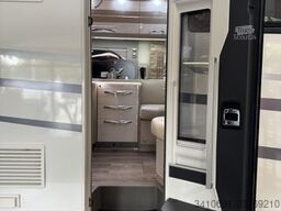 MOBILVETTA K-Yacht 86 Tekno Line Hubstütze Klima Solar SAT
