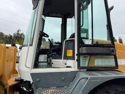 LIEBHERR 514 Stereo Schaufel&Bürste