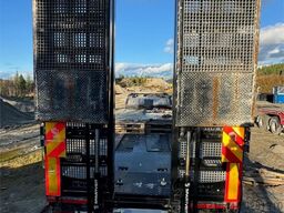  Rojo Machine semi w/ hydraulic drive bridges