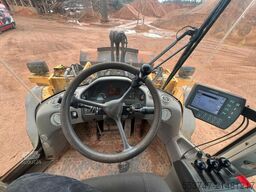 Volvo L 120 F