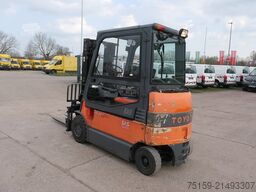 toyota 7FBMF30 Batterie 19/2016