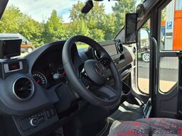 MERCEDES-BENZ 30 Sitzer Schul- Transferbus 519 Lagerfahrzeug