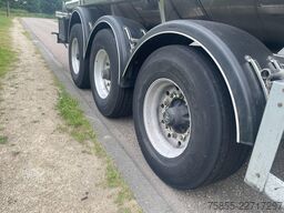 Feldbinder TSA 31.3-3 Chemie ADR FL-AT / 31.000 L / 3 Kamm...