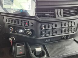 IVECO AT300X54Z HR OFF Bordmatik AHK Intarder