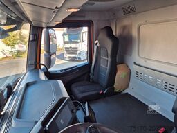 IVECO AD360X54Z HR OFF 8x4 Intarder AHK