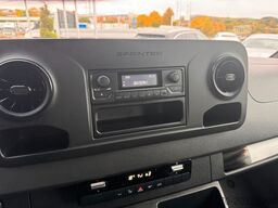 MERCEDES-BENZ Sprinter 215 CDI DoKa 9G Klima AHK SHZ