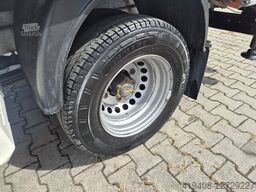 Mercedes-Benz Sprinter 516 / Palfinger HDS / Serviced!