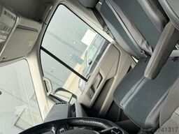 VW Crafter 4x4 Box Van
