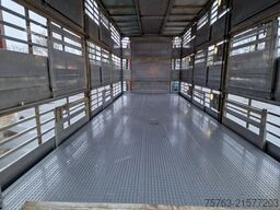 CUPPERS LVA 10-10 AL 3 deck livestock trailer - BPW Axl...