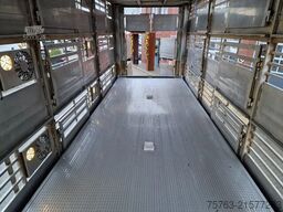 CUPPERS LVA 10-10 AL 3 deck livestock trailer - BPW Axl...