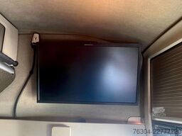 VOLVO FH16 750 PS + Schwarzmüller Anhänger