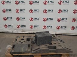 Diversen Occ lot steunvoeten verkeersborden