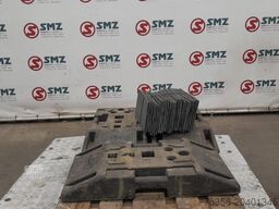 Diversen Occ lot steunvoeten verkeersborden