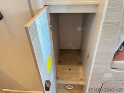 BÜRSTNER Campeo C 600 Schlafdach, NAVI, RFK, MARKISE