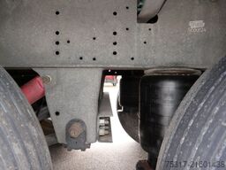 SCHMITZ CARGOBULL SKO 24/ LBW 2000 kg / DS / ZURRLEISTE / 12642 XL