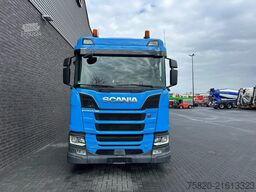 Scania R580 V8 6X4 HAAKARM + ATLAS  AK 172.3E KRAAN/KR...