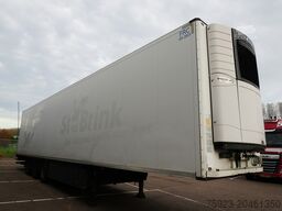 Schmitz Cargobull 3 AXLE FRIGO TRAILER WITH CARRIER VECTOR