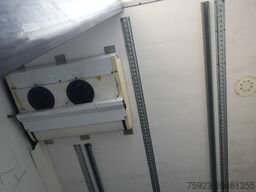 LAMBERET 3 AXLE FRIGO TRAILER WITH CARRIER VECTOR 1950 M...