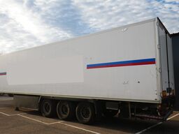 LAMBERET 3 AXLE FRIGO TRAILER WITH CARRIER VECTOR 1950 M...