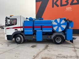 Mercedes-Benz Atego 1323 4x2 J.Hvidtved Larsen tank 4000 l / ...